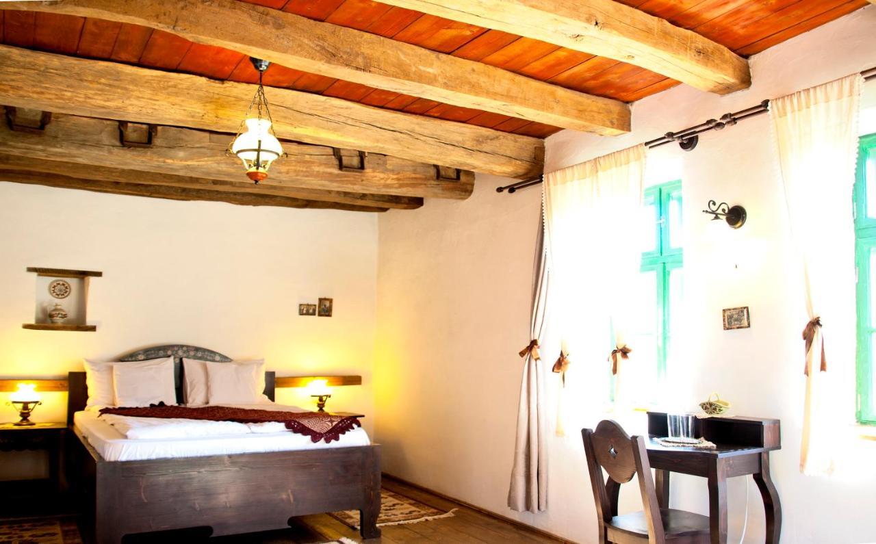 Casa Cu Zorele, Crit 189 エクステリア 写真